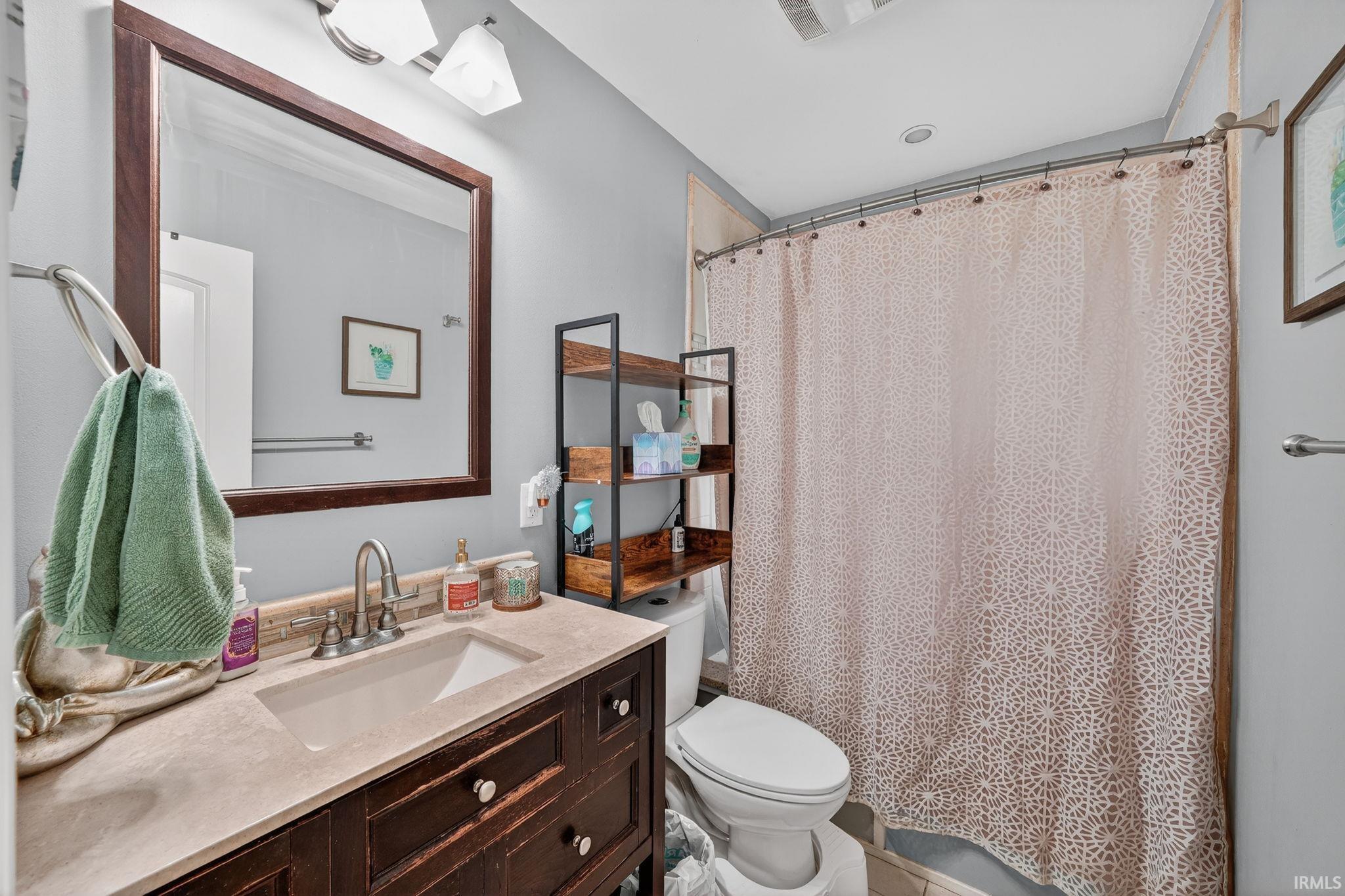 2240 Parkview Place South Bend IN 46616