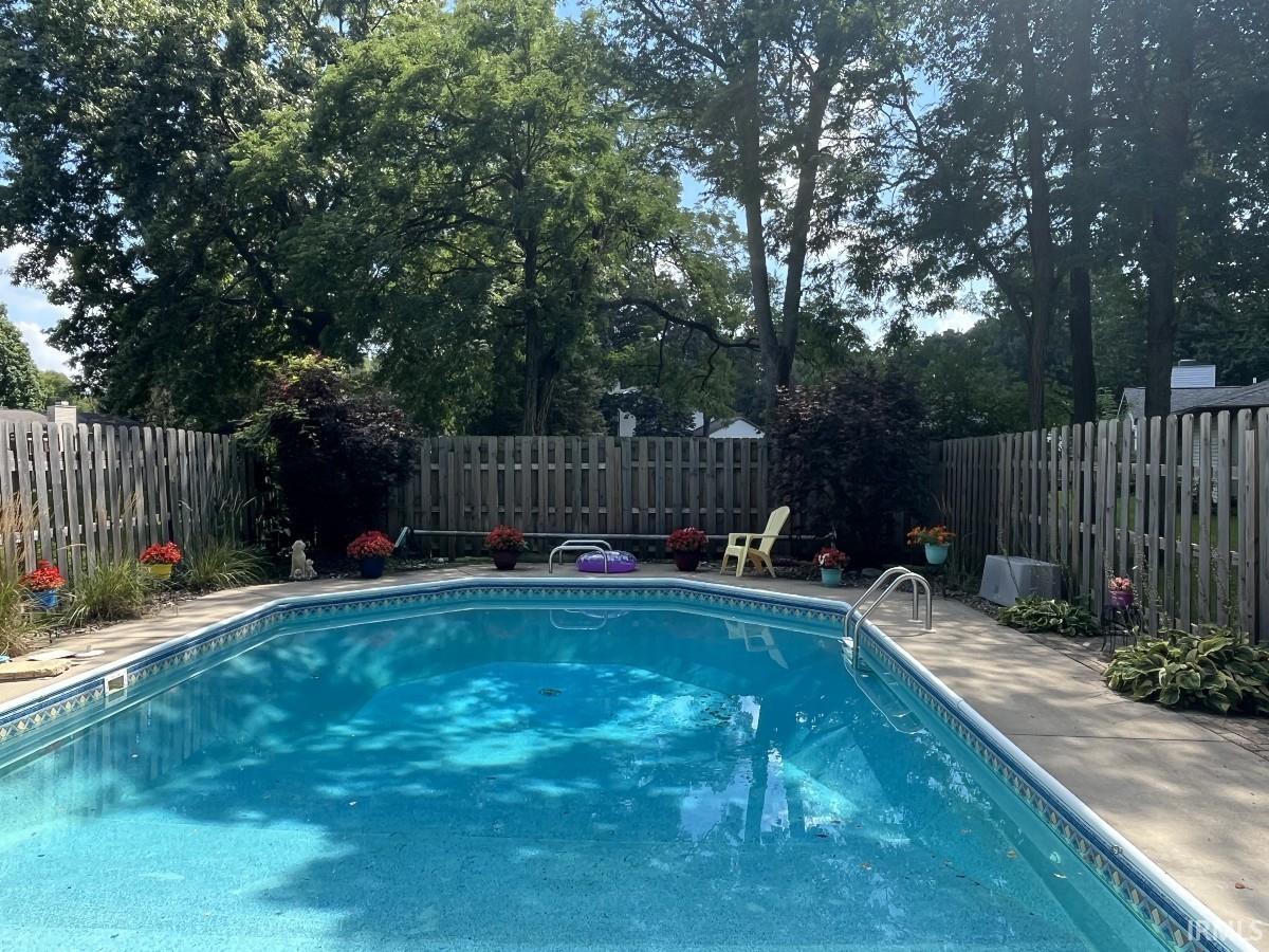 30889 Ridgeview Drive Elkhart IN 46517
