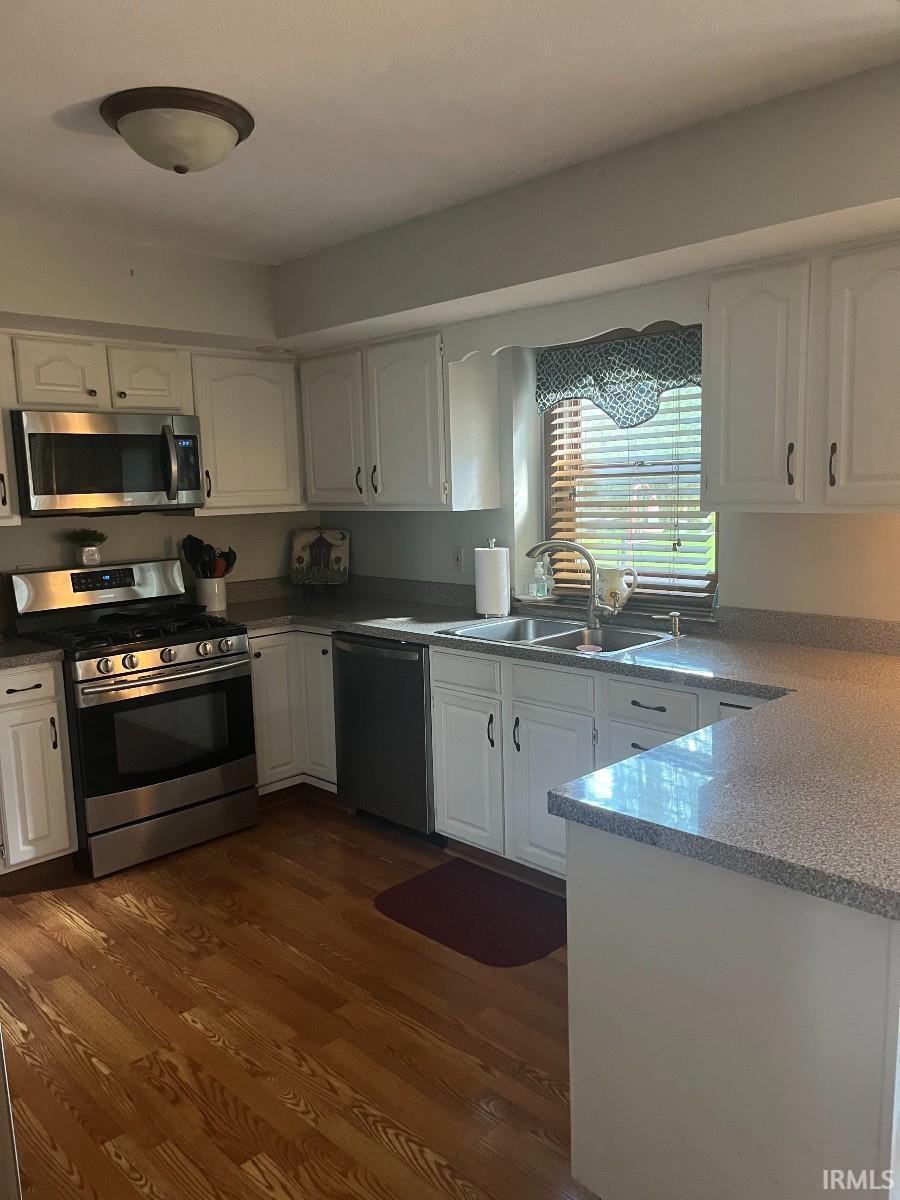 30889 Ridgeview Drive Elkhart IN 46517