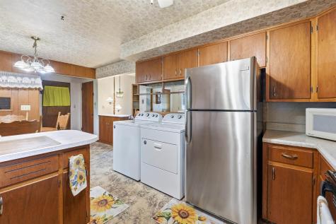 302 Carroll Road South Whitley IN 46787