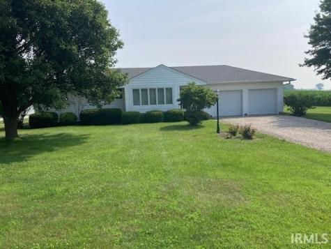 9214 N Buck Creek Pike Mooreland IN 47360