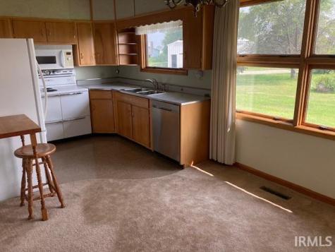 9214 N Buck Creek Pike Mooreland IN 47360