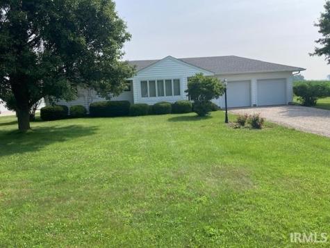 9214 N Buck Creek Pike Mooreland IN 47360