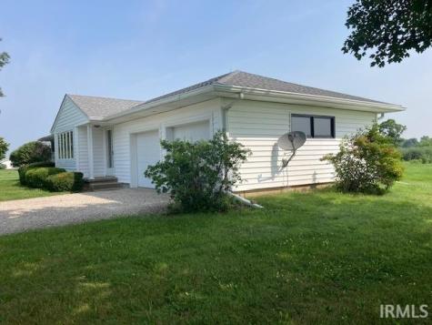 9214 N Buck Creek Pike Mooreland IN 47360
