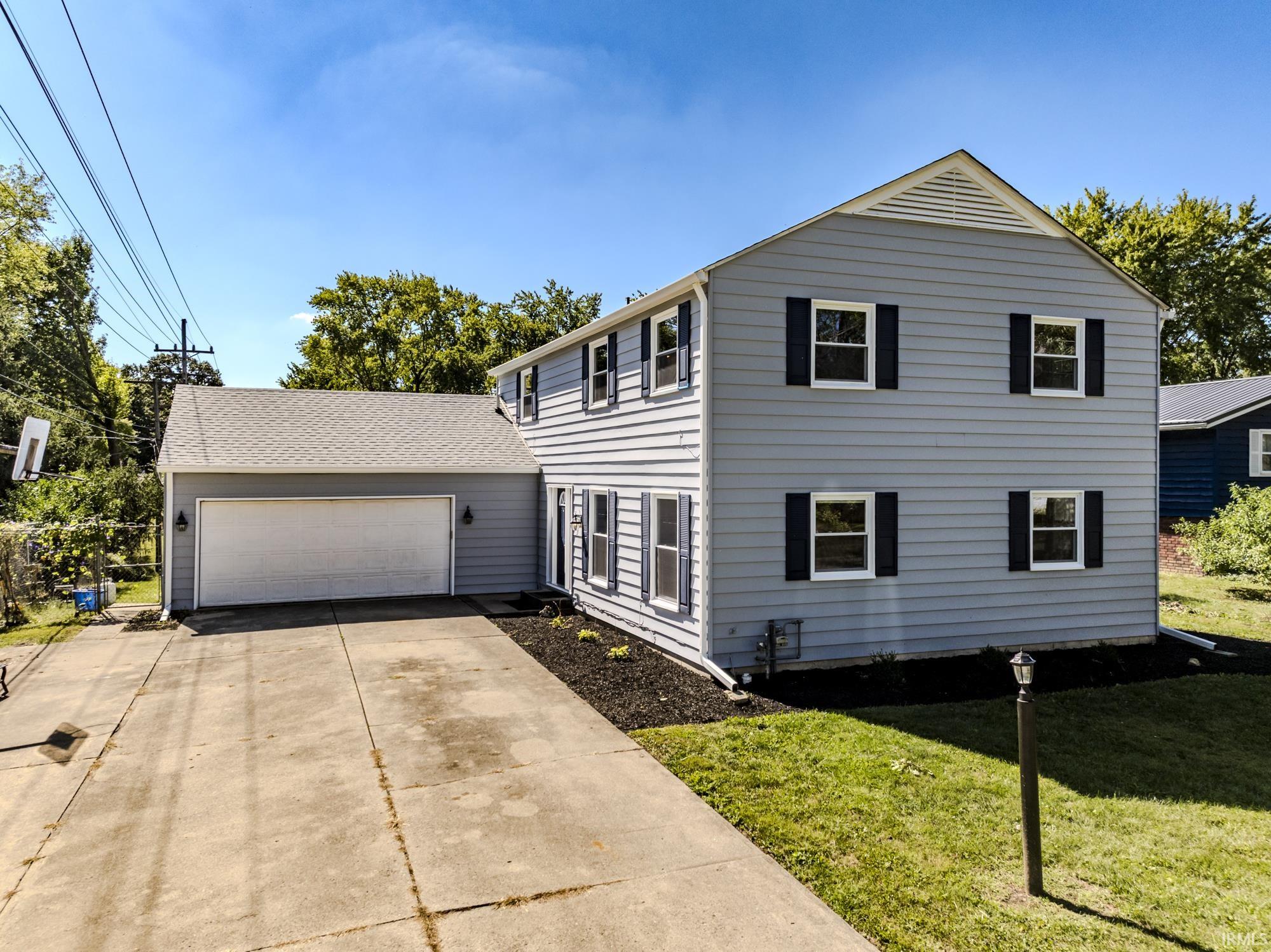 2905 W Woodbridge Drive Muncie IN 47304