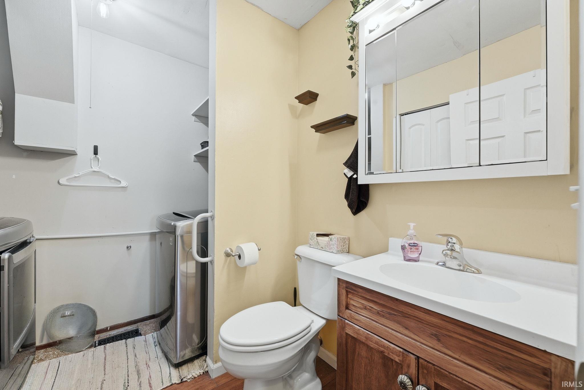 6236 Chaucer Court South Bend IN 46614