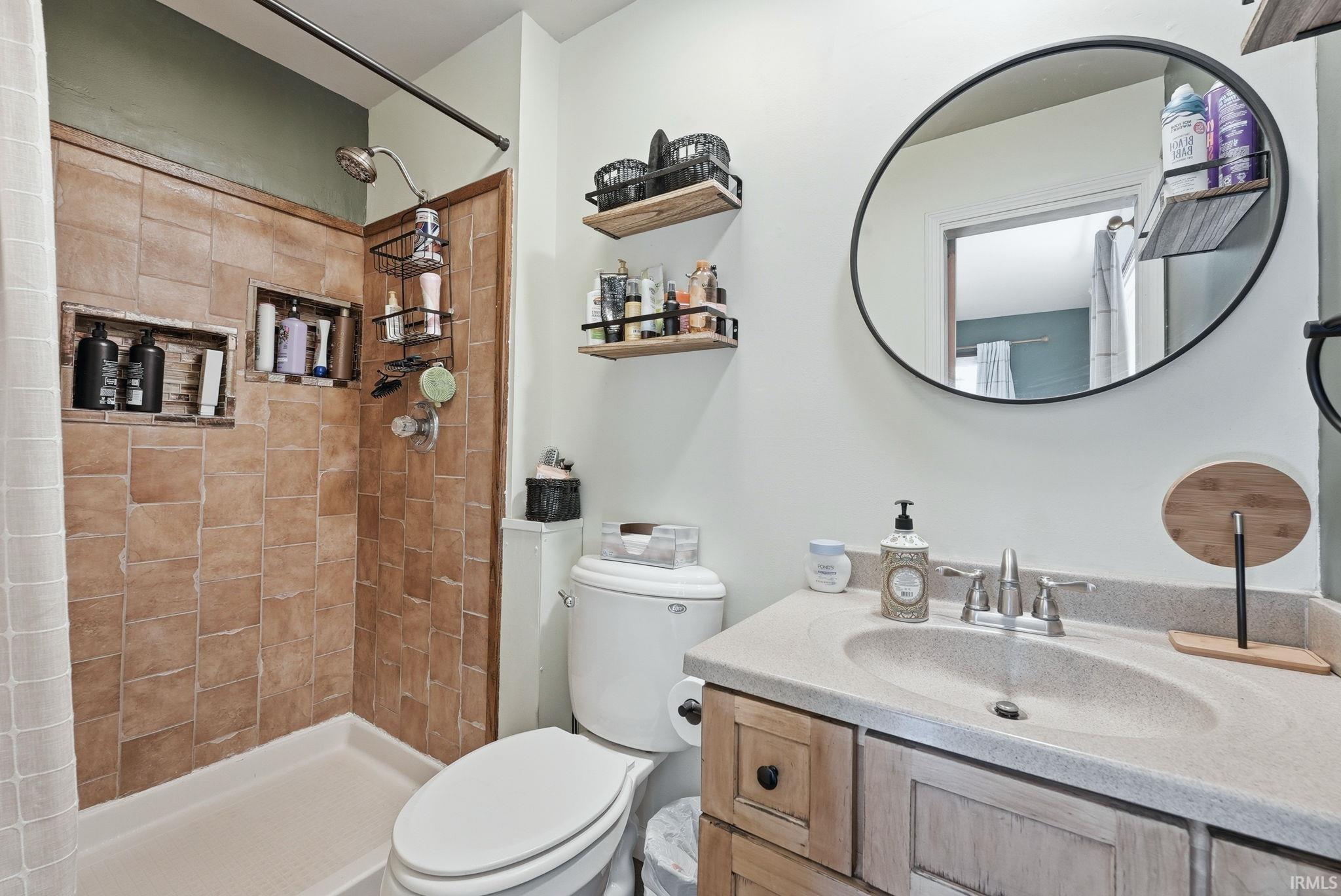 6236 Chaucer Court South Bend IN 46614