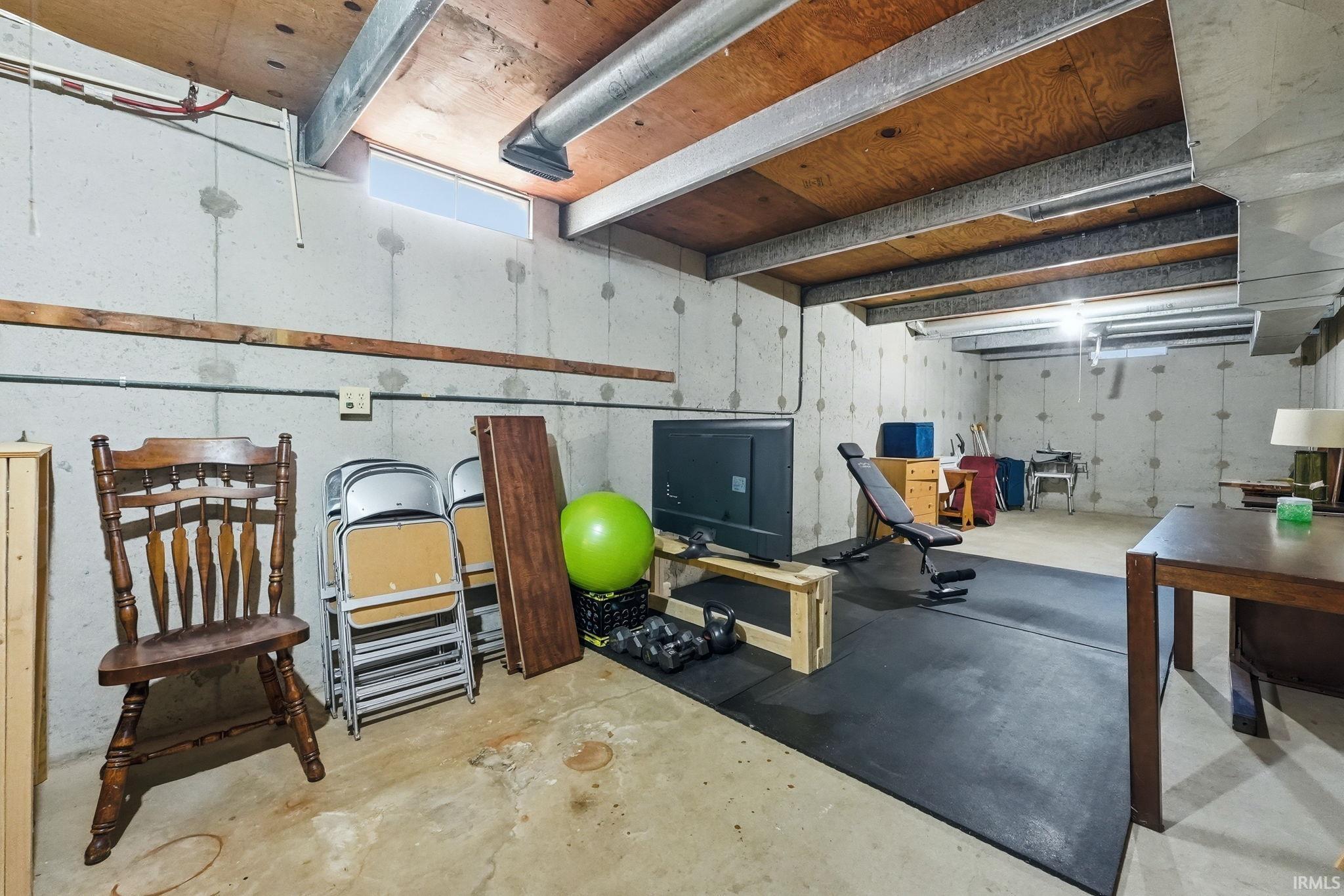 6236 Chaucer Court South Bend IN 46614