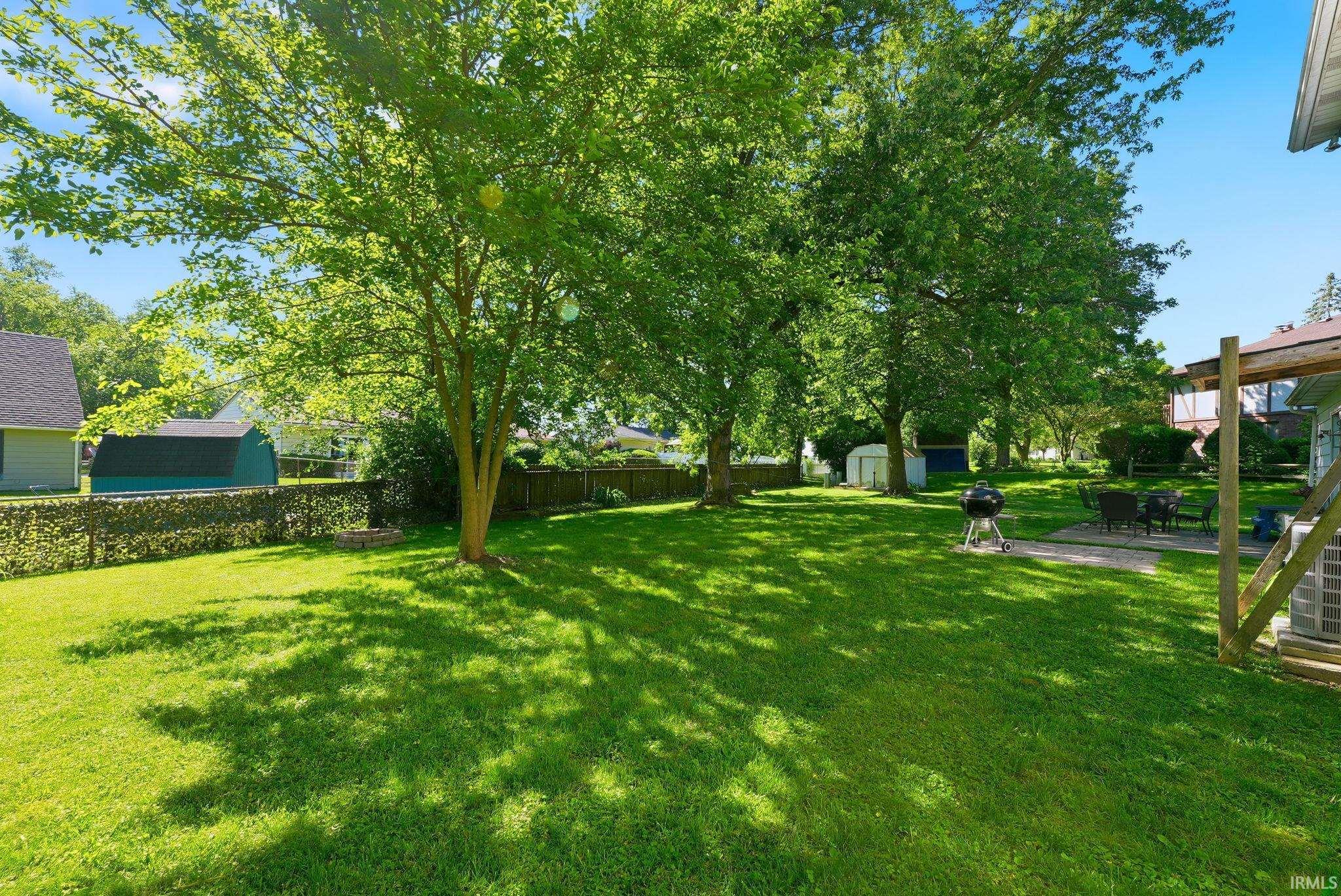 6236 Chaucer Court South Bend IN 46614