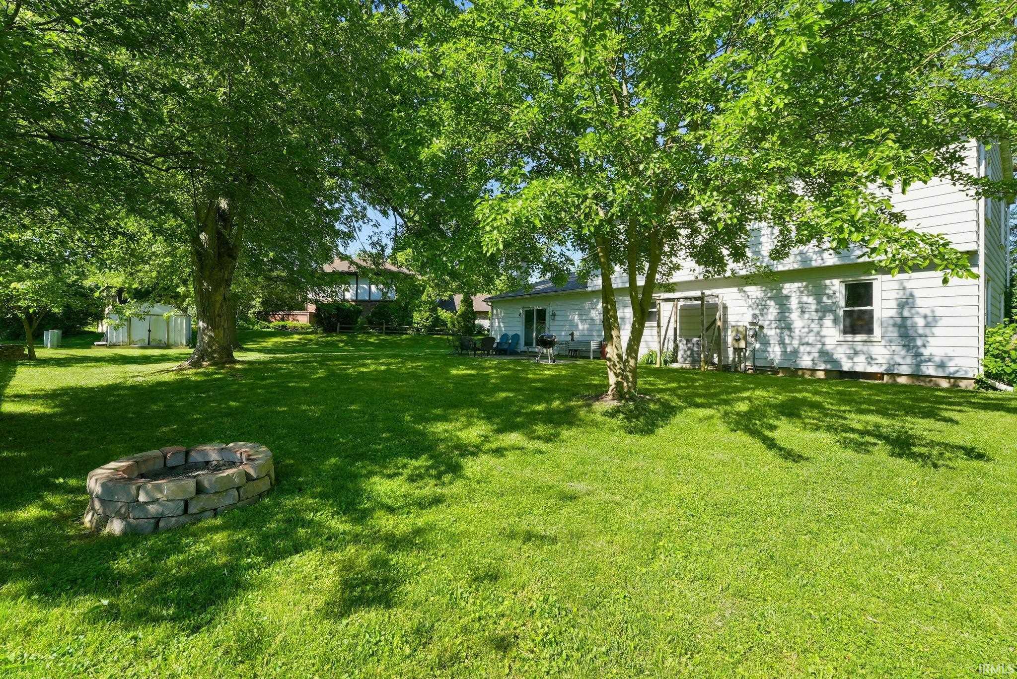 6236 Chaucer Court South Bend IN 46614