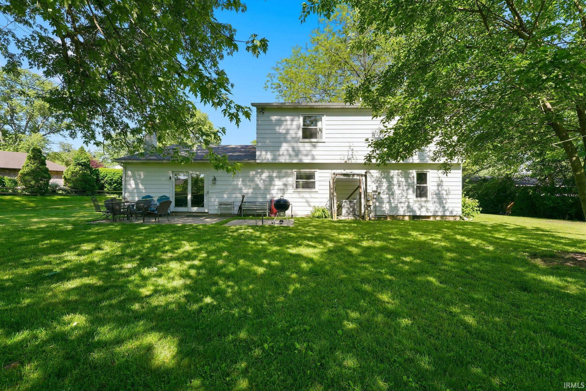 6236 Chaucer Court South Bend IN 46614