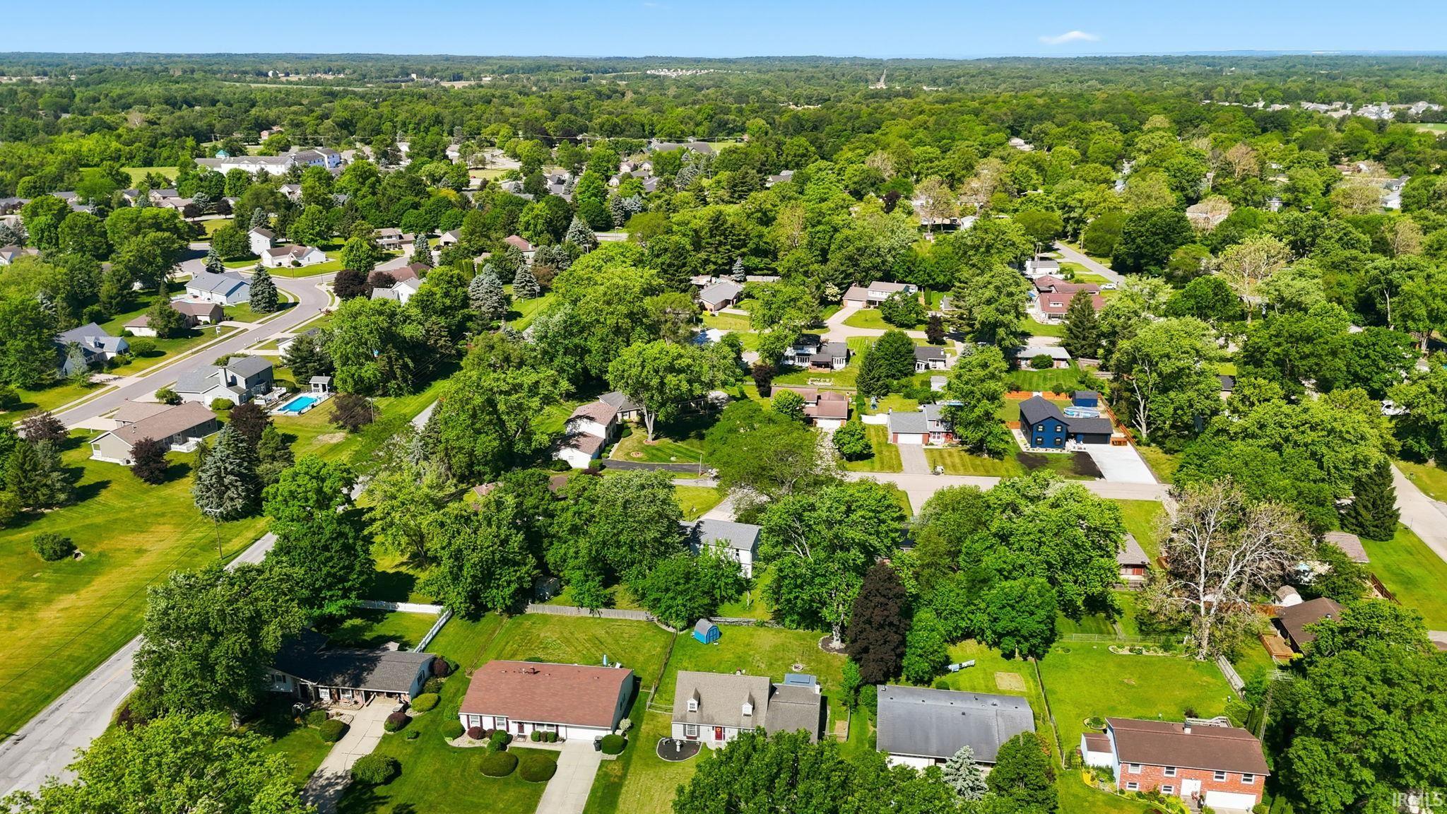 6236 Chaucer Court South Bend IN 46614