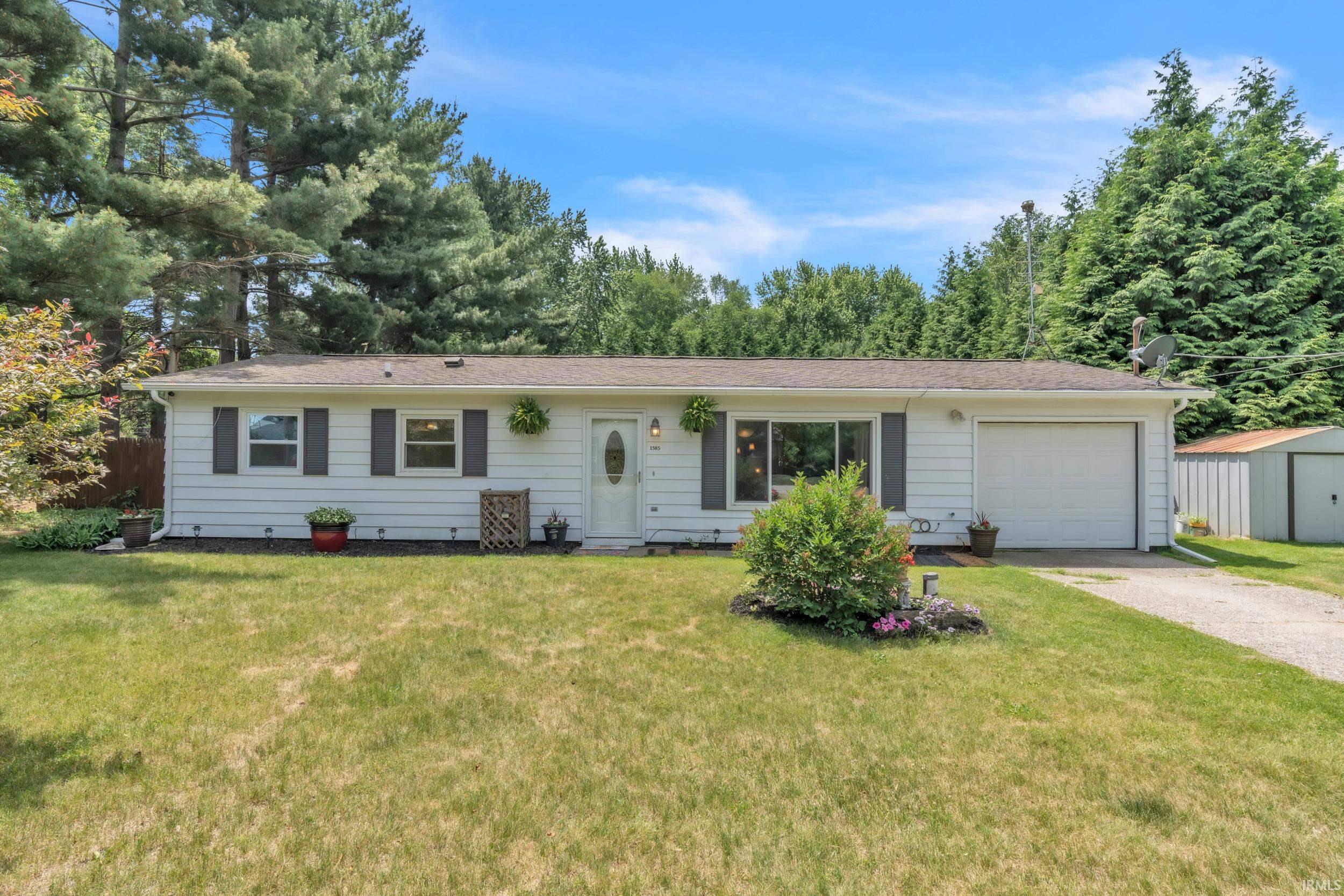 1585 W 115 N Road Angola IN 46703