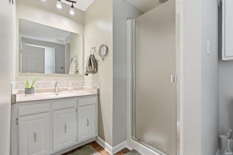 5018 Oak Creek Court Fort Wayne IN 46835