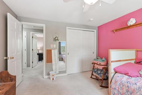 5018 Oak Creek Court Fort Wayne IN 46835