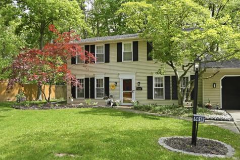 5018 Oak Creek Court Fort Wayne IN 46835
