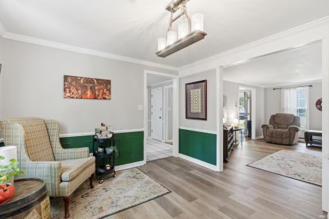 5018 Oak Creek Court Fort Wayne IN 46835