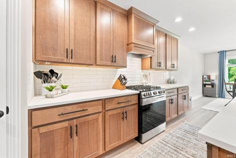 12057 Falcatta Drive Fort Wayne IN 46845