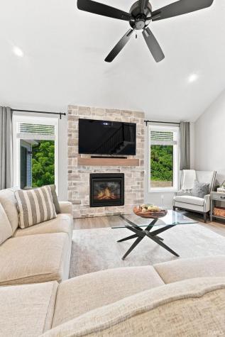 12057 Falcatta Drive Fort Wayne IN 46845