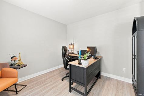12057 Falcatta Drive Fort Wayne IN 46845