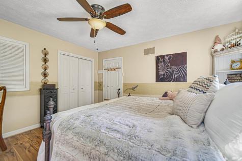 14700 7b Road Plymouth IN 46563