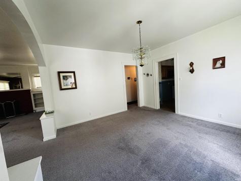 713 SE 1st Street Washington IN 47501