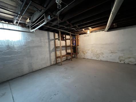 713 SE 1st Street Washington IN 47501