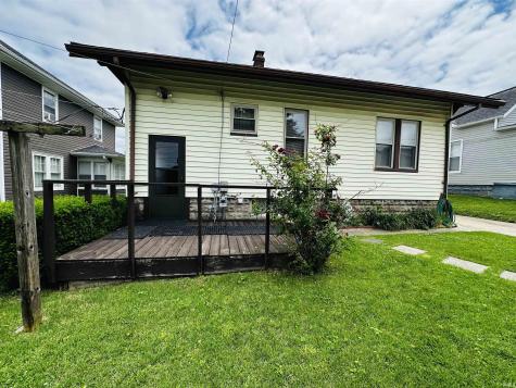 713 SE 1st Street Washington IN 47501