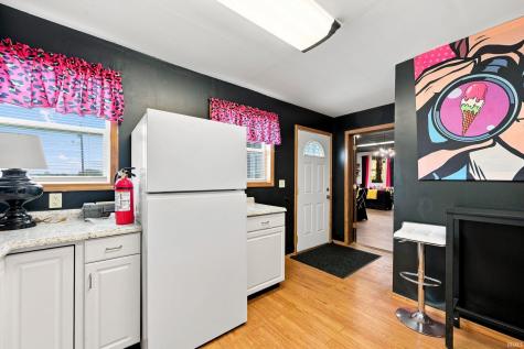 4353 S State Road 3 Road Hartford City IN 47348