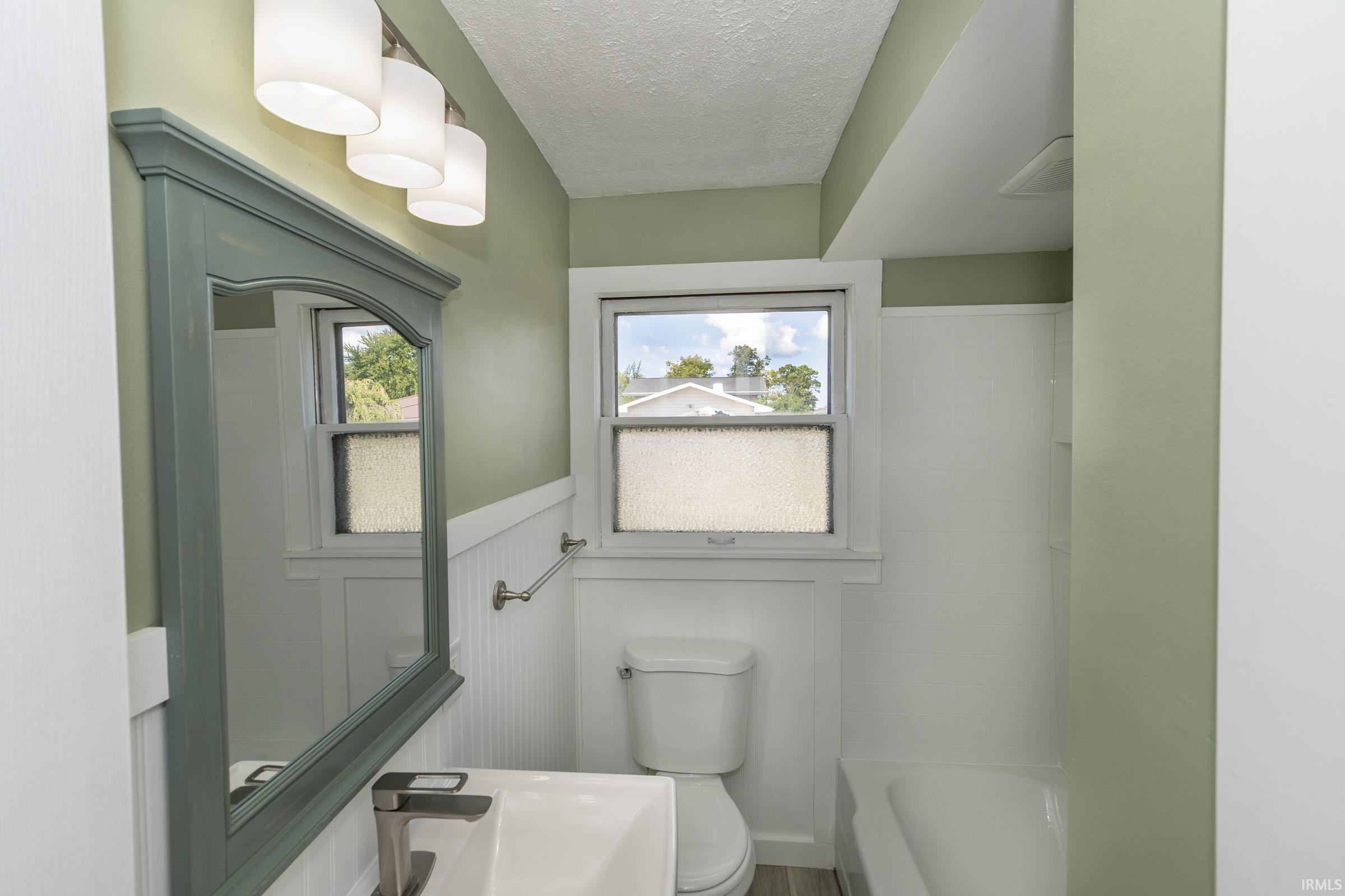 214 Virginia Street Mishawaka IN 46544