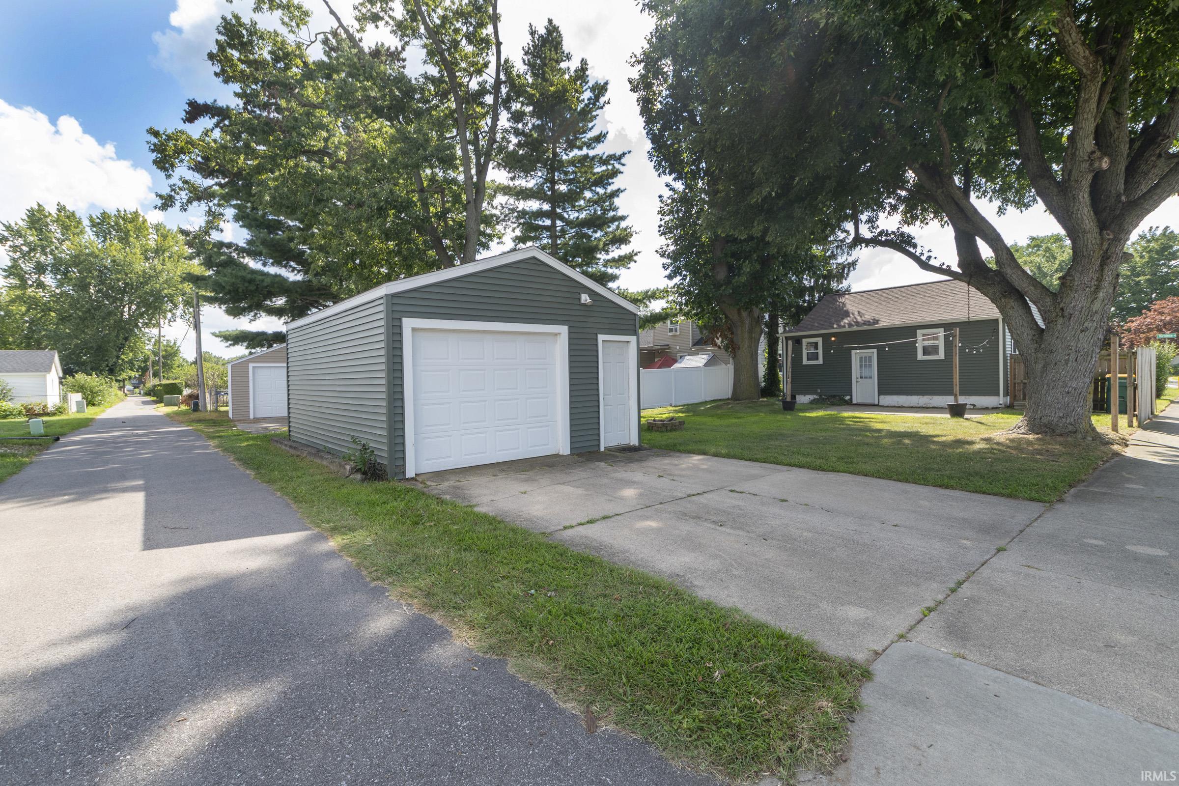 214 Virginia Street Mishawaka IN 46544