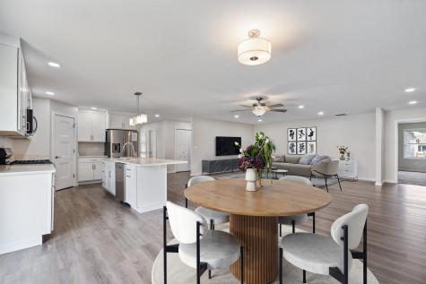408 Ash Street Pierceton IN 46562
