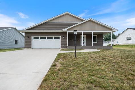 408 Ash Street Pierceton IN 46562