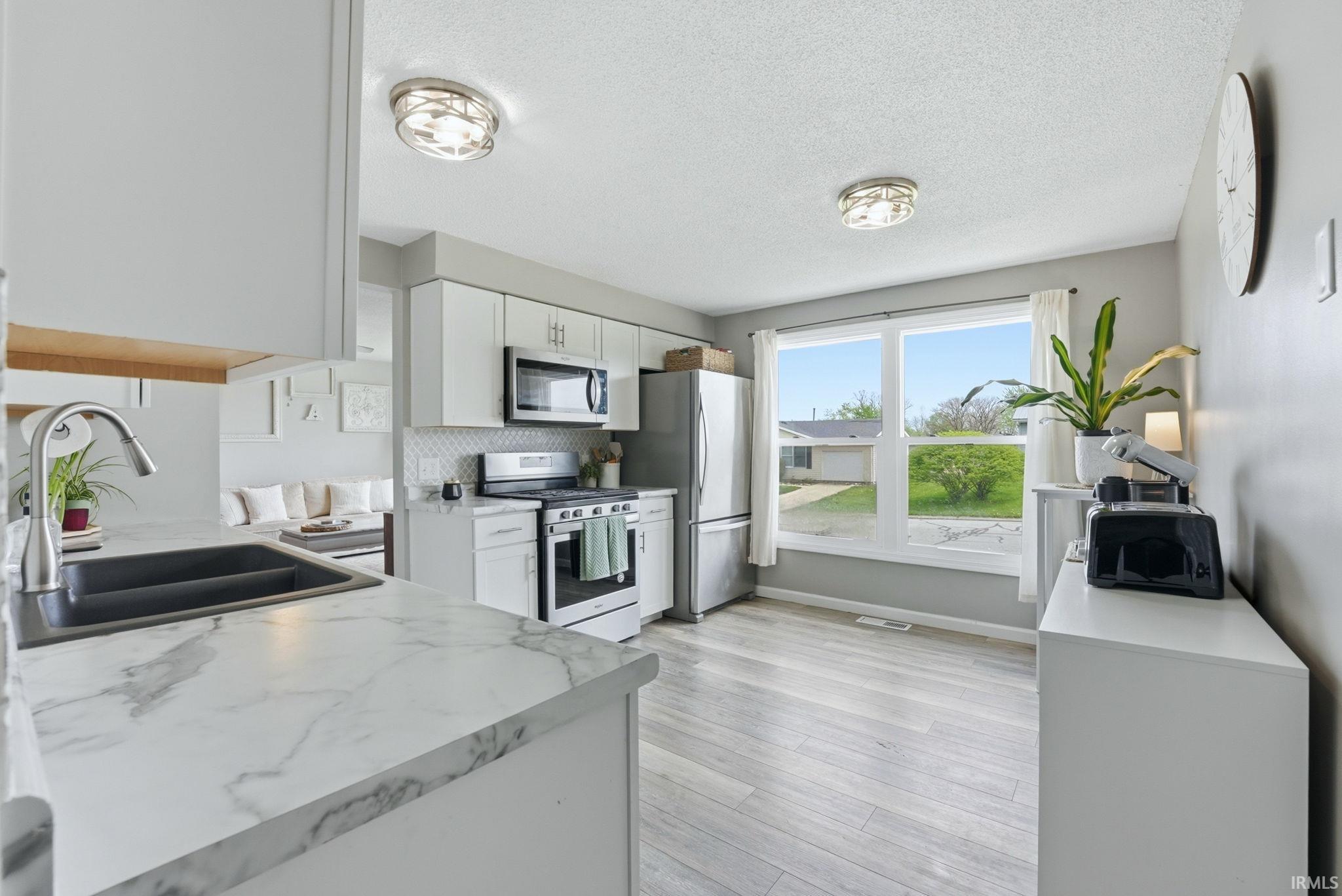 1716 S West Point Drive Warsaw IN 46580
