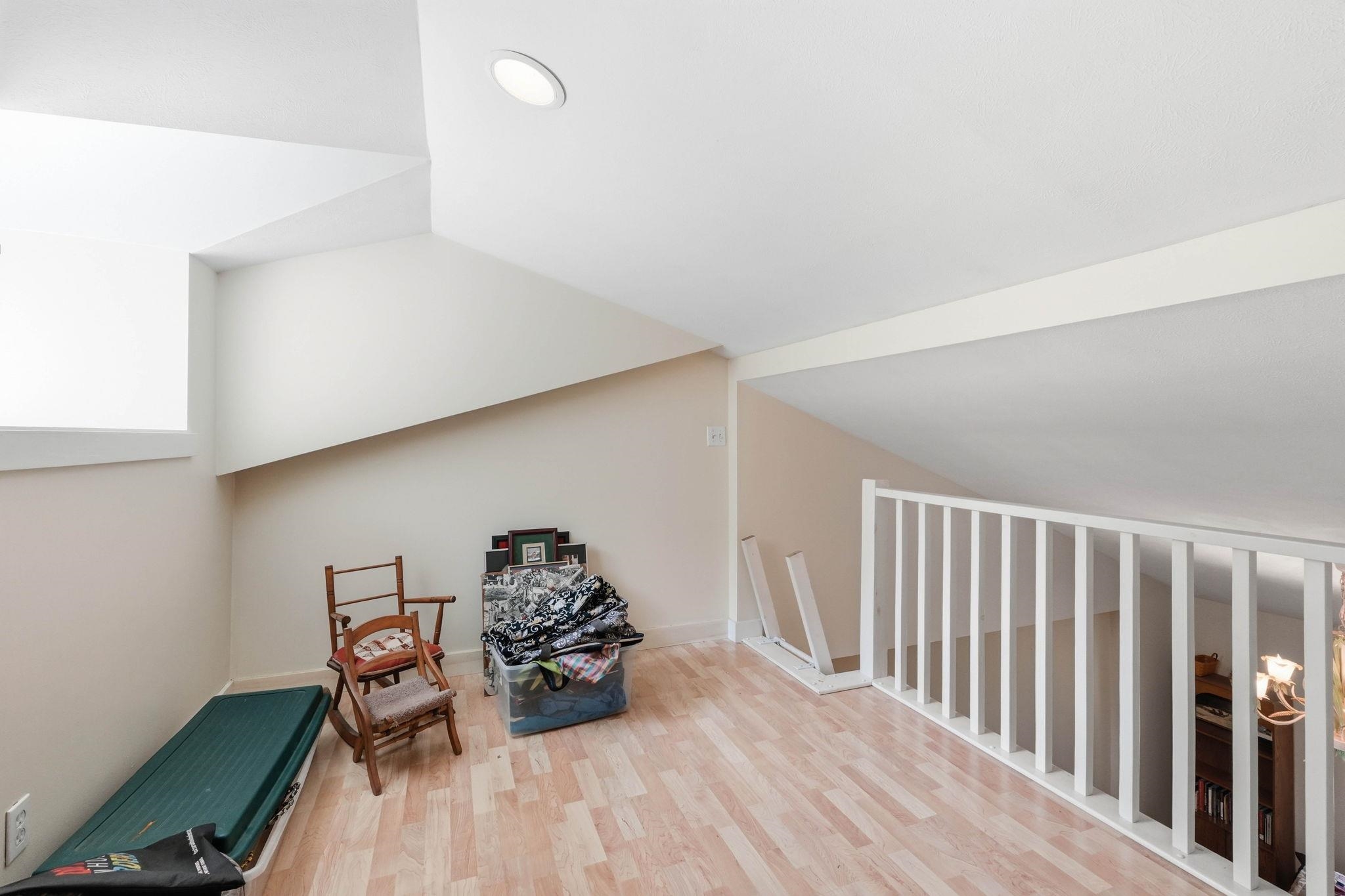 458 E Woodview Drive Nappanee IN 46550
