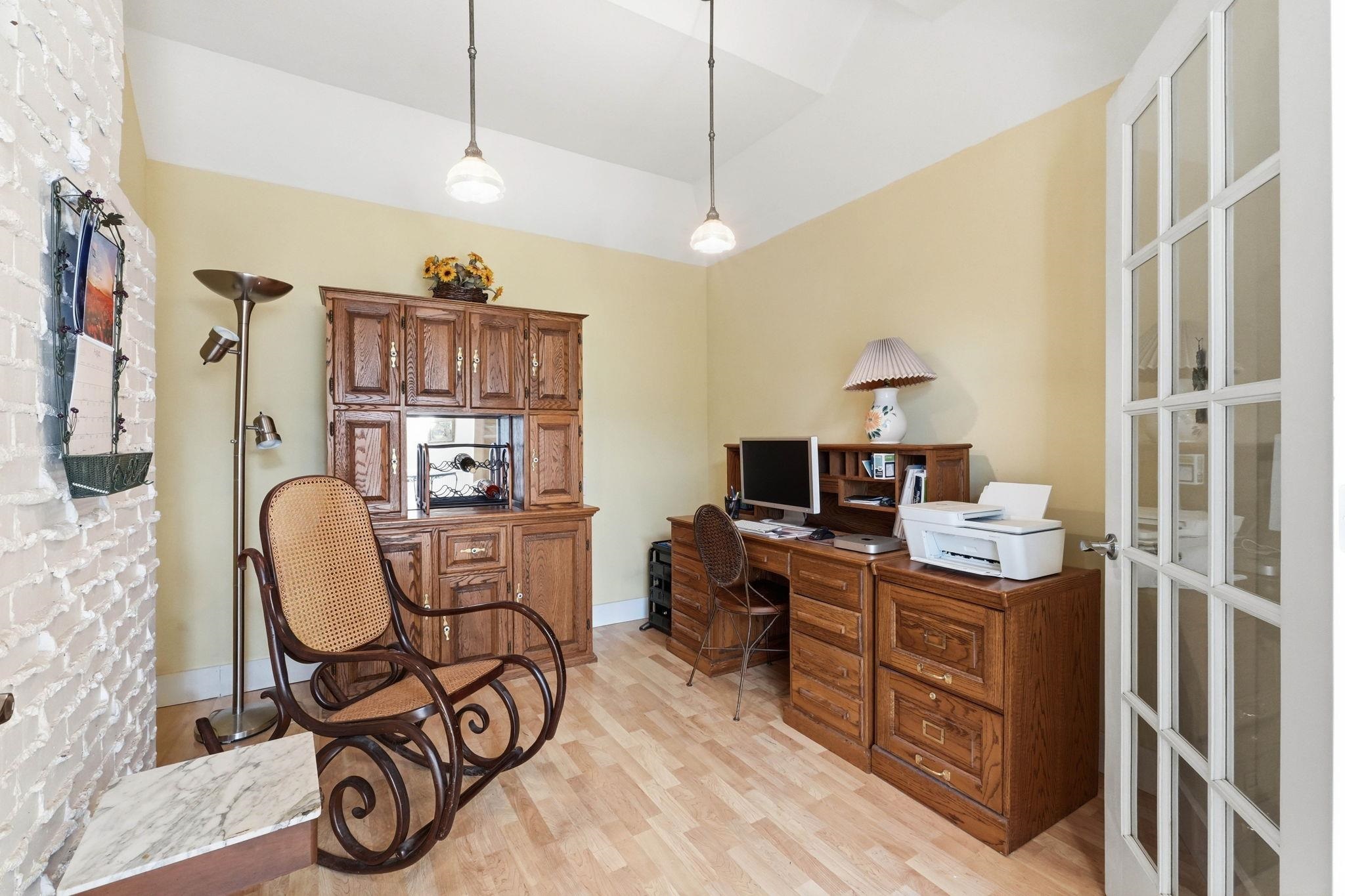 458 E Woodview Drive Nappanee IN 46550