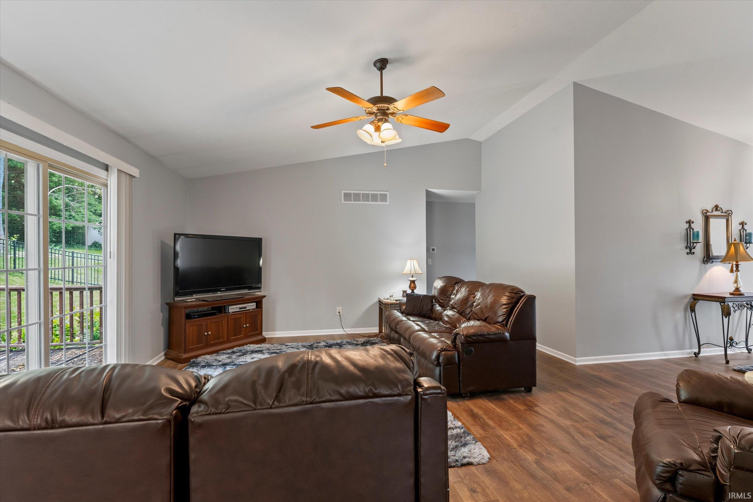 25603 Rolling Hills Drive South Bend IN 46628