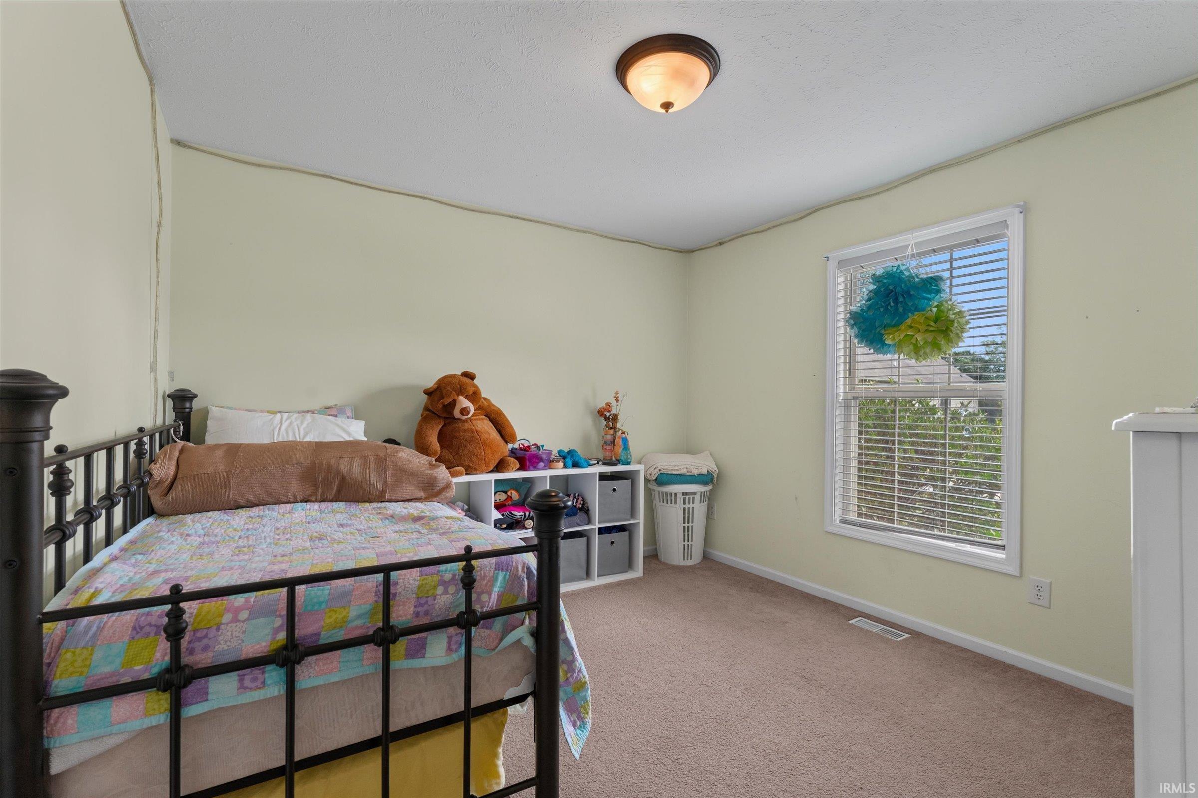 25603 Rolling Hills Drive South Bend IN 46628