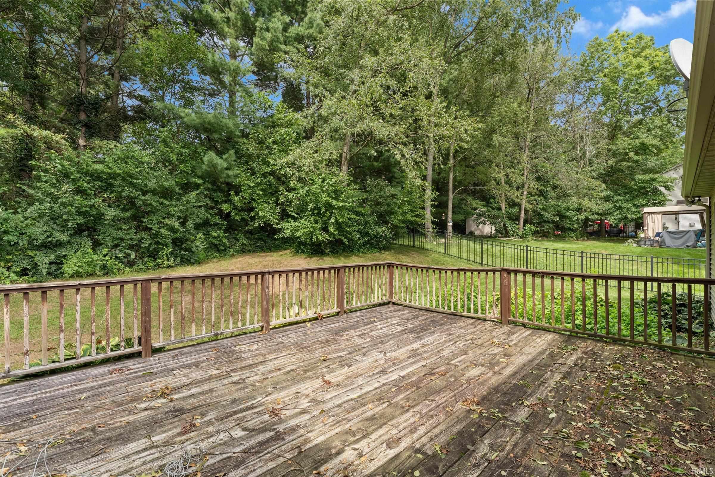 25603 Rolling Hills Drive South Bend IN 46628