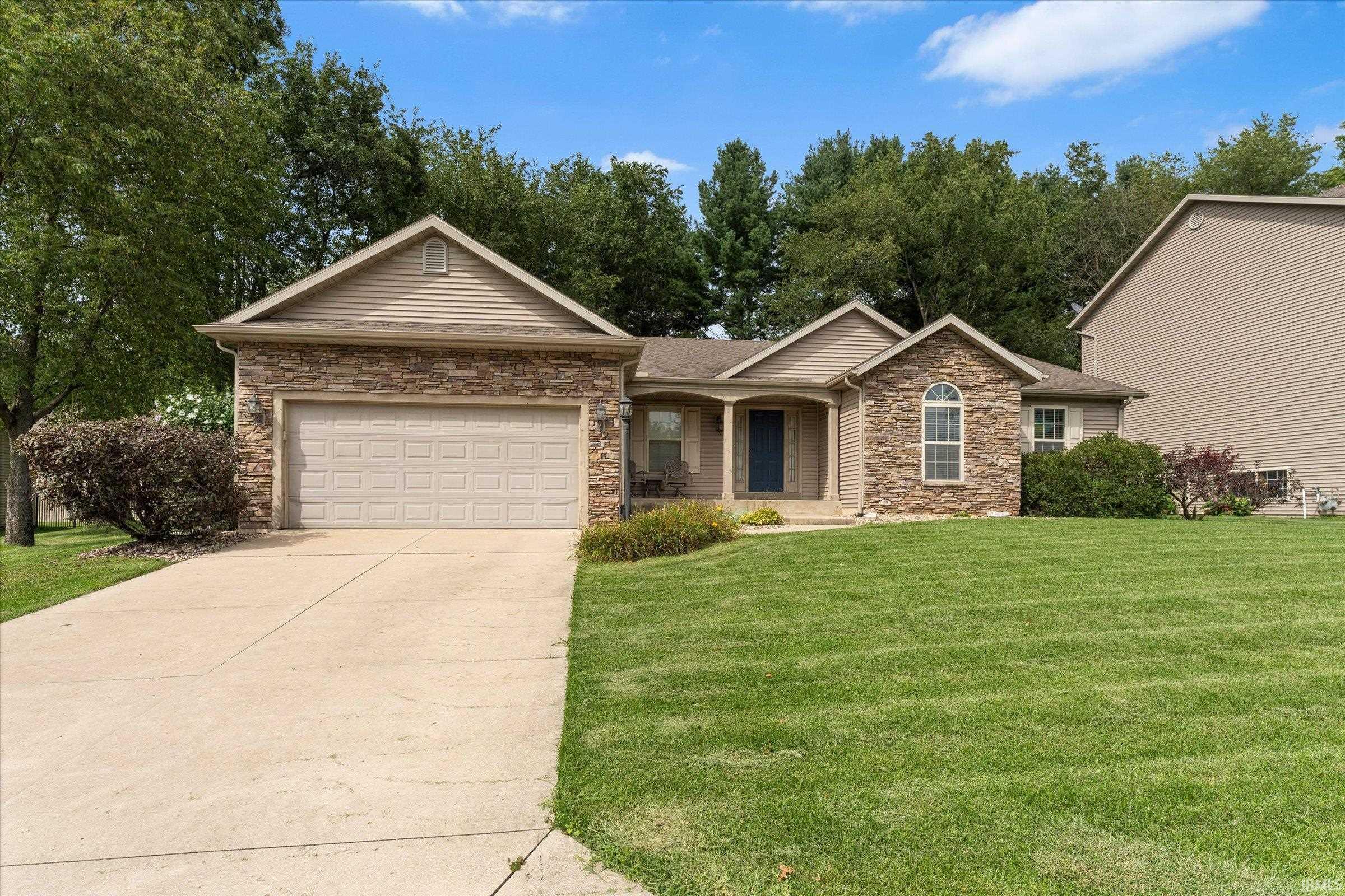 25603 Rolling Hills Drive South Bend IN 46628