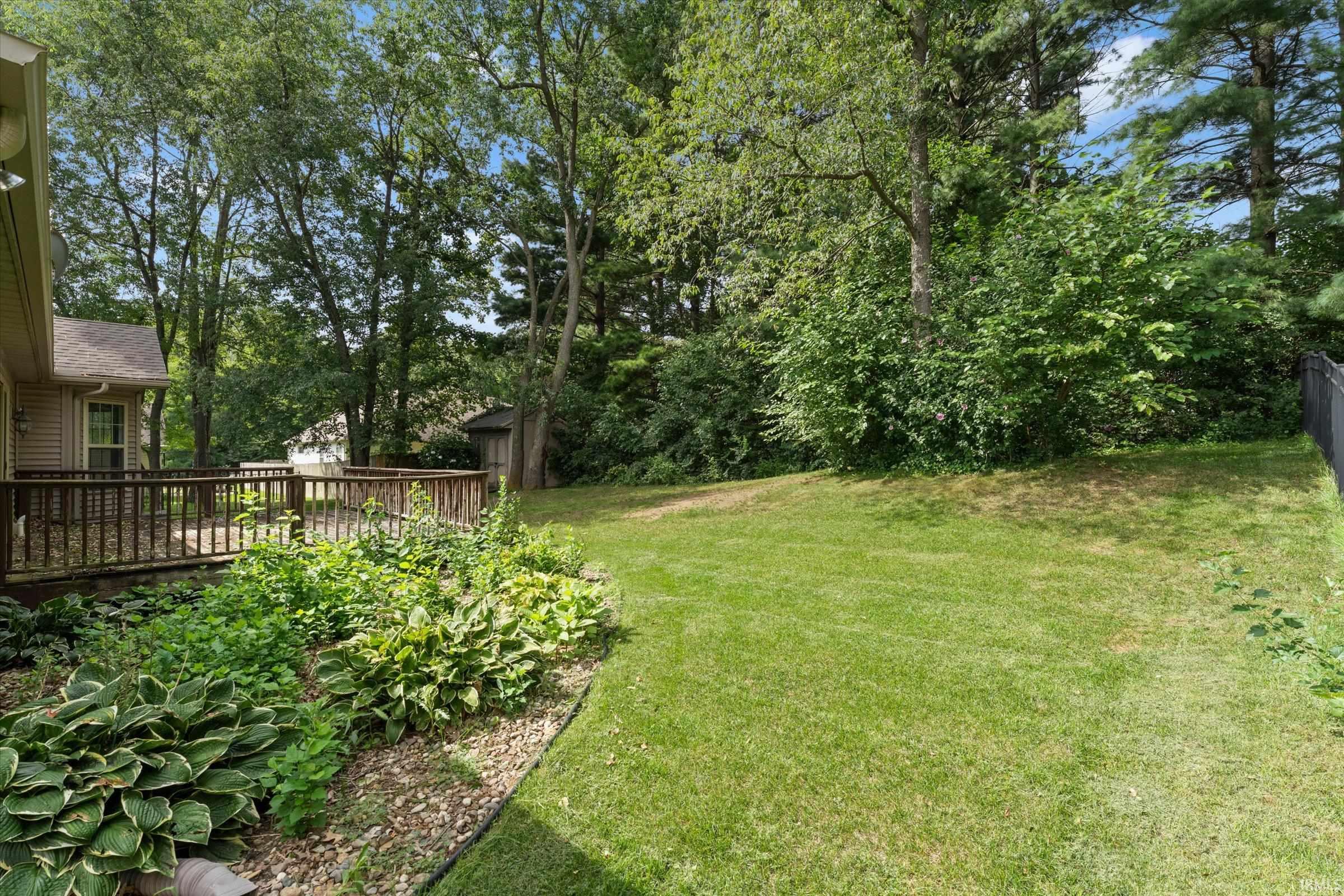 25603 Rolling Hills Drive South Bend IN 46628