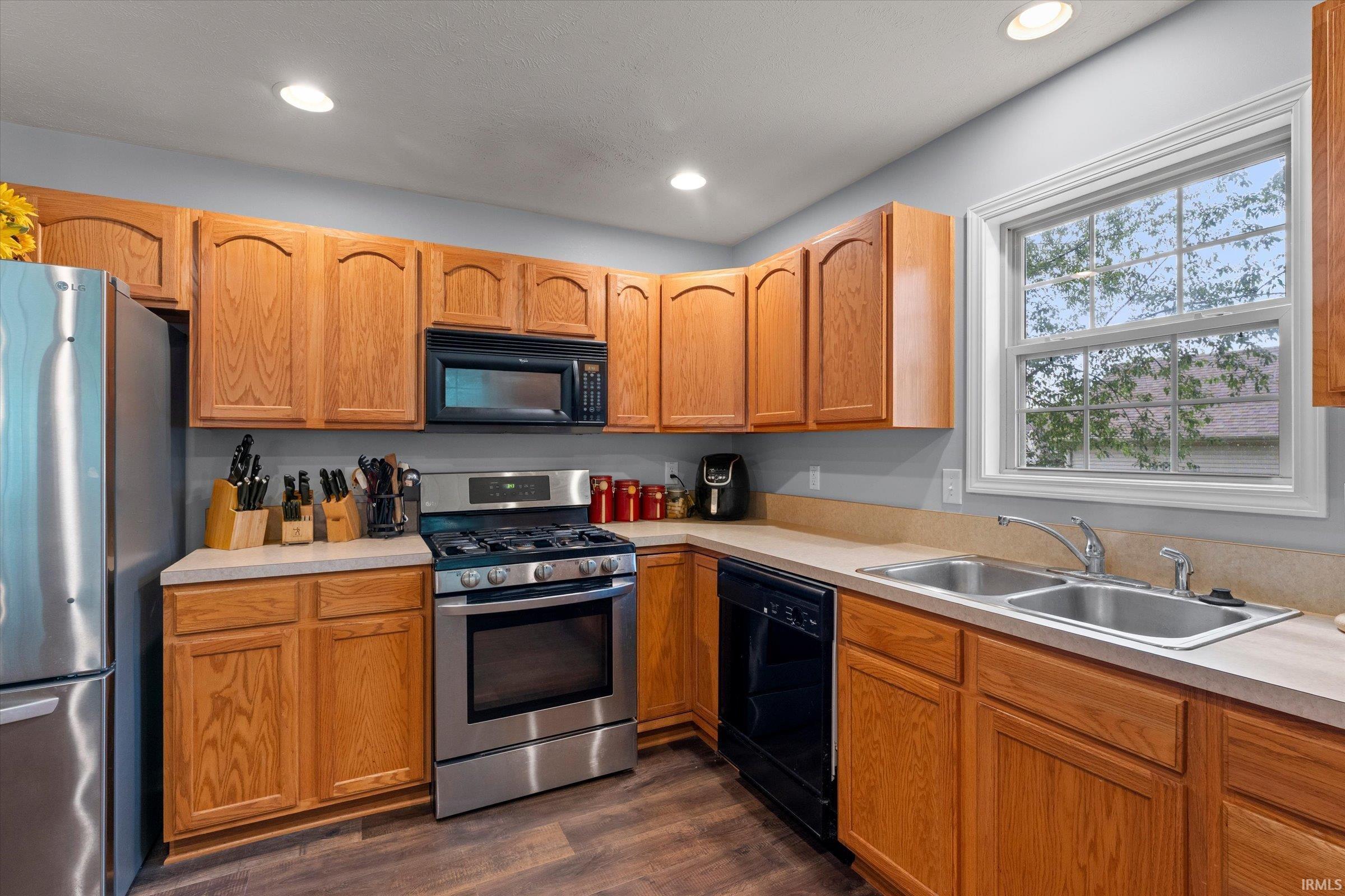 25603 Rolling Hills Drive South Bend IN 46628