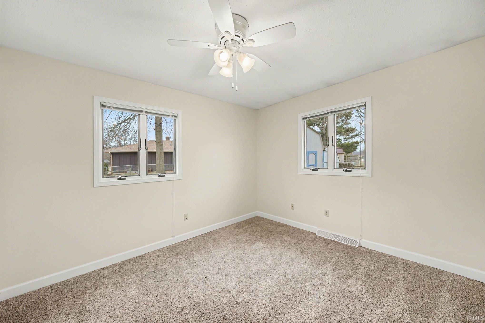55633 Blue Jay Drive South Bend IN 46619