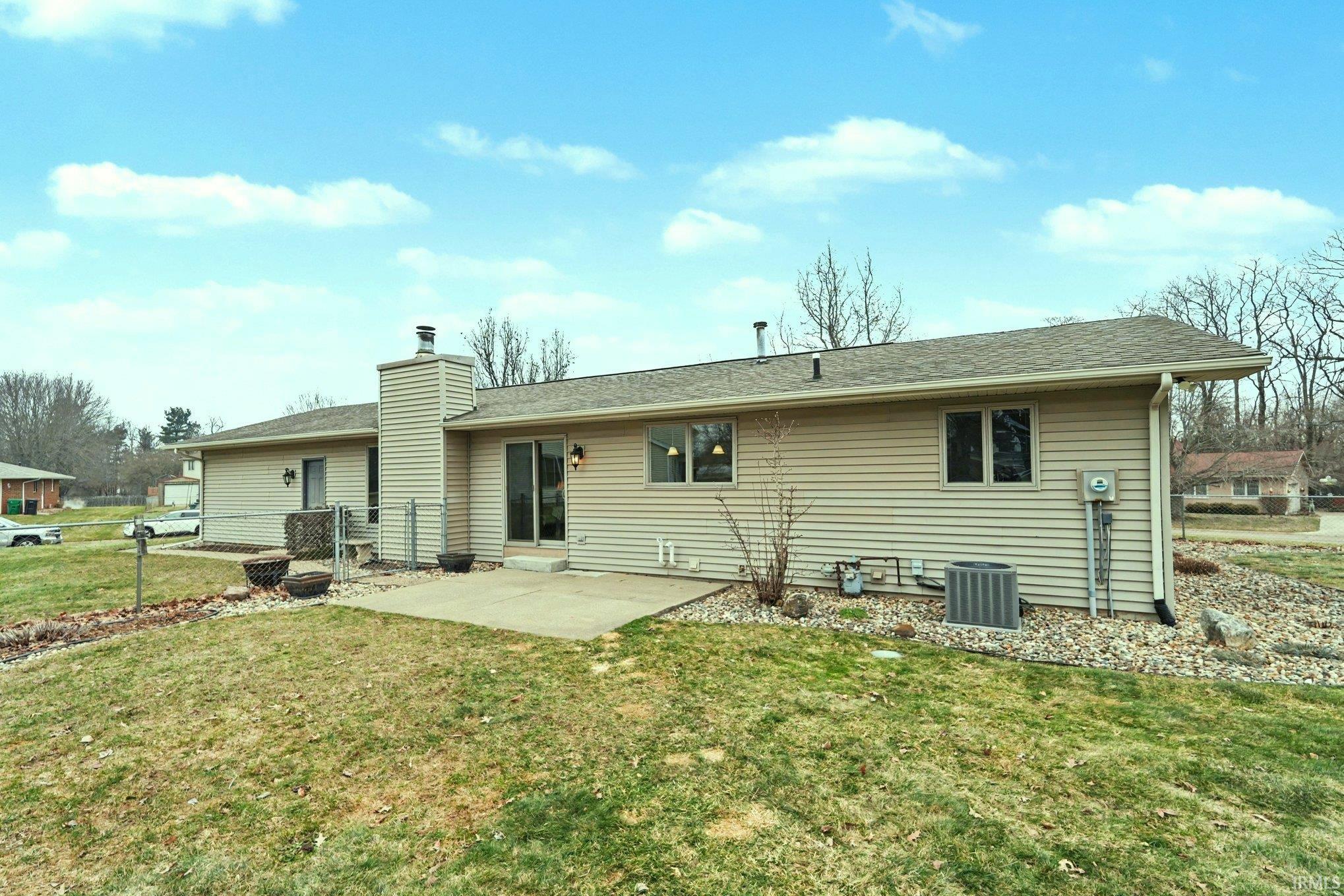 55633 Blue Jay Drive South Bend IN 46619