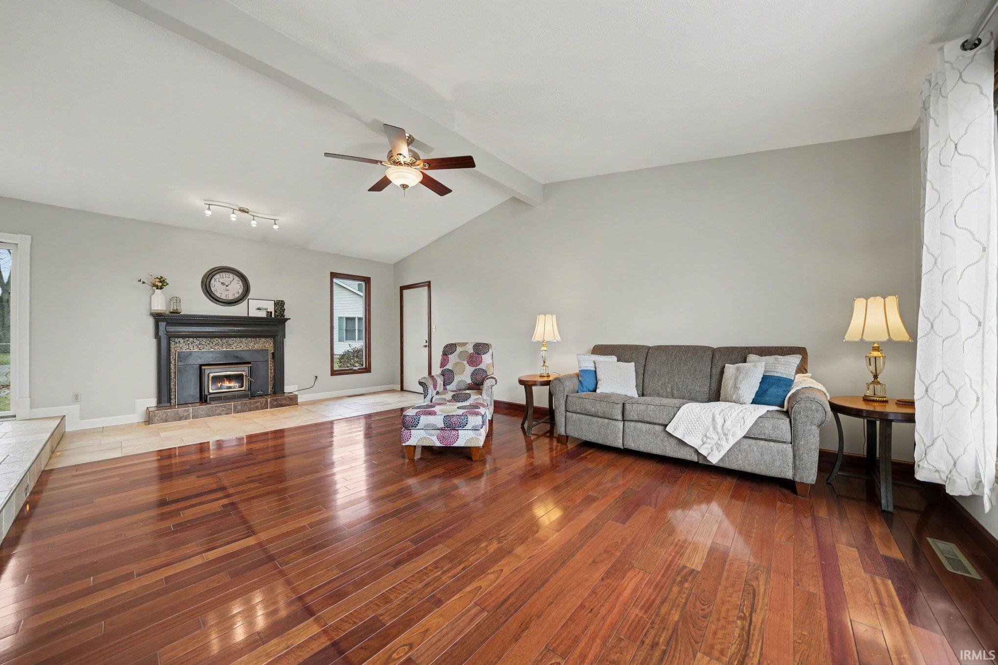 55633 Blue Jay Drive South Bend IN 46619