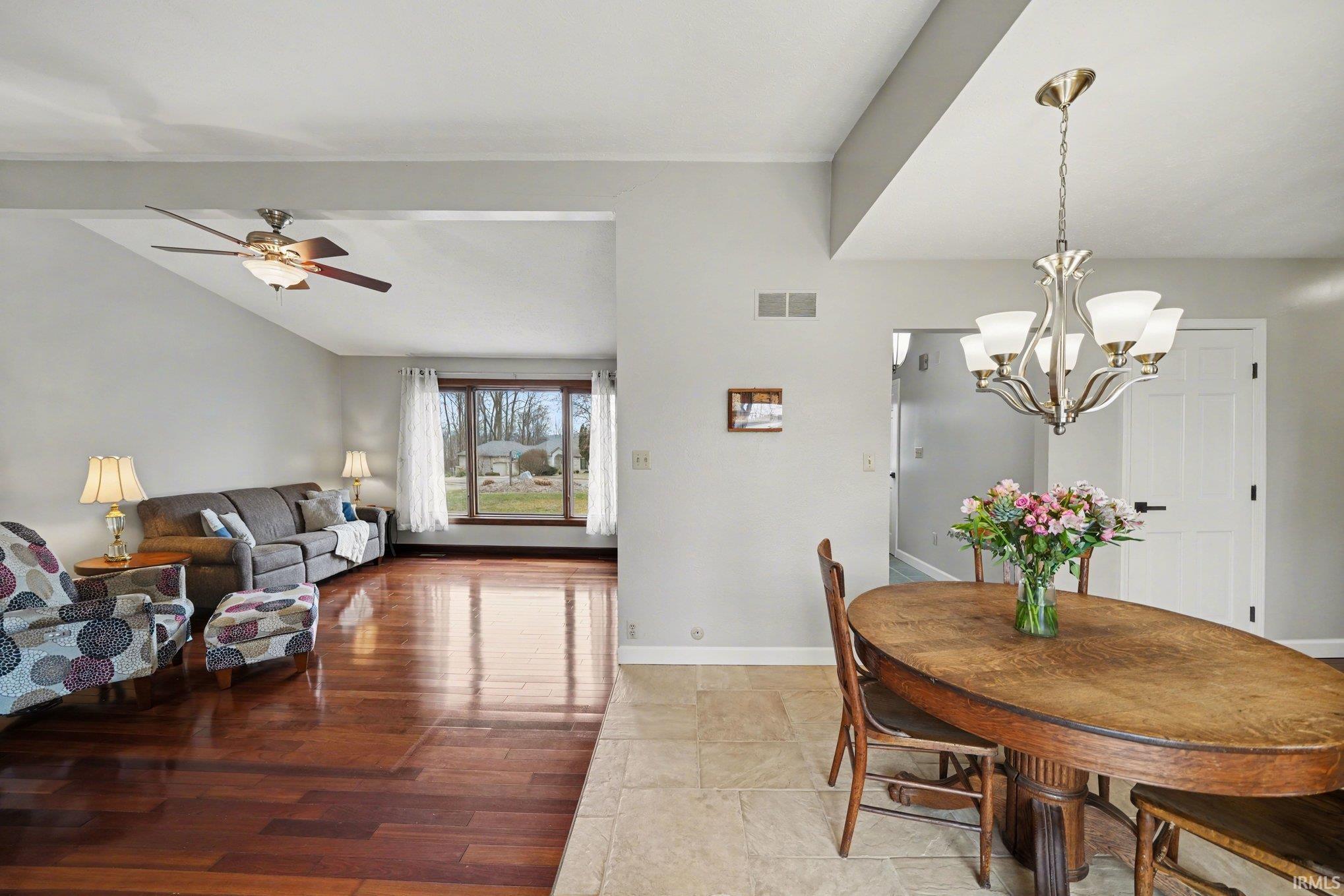 55633 Blue Jay Drive South Bend IN 46619