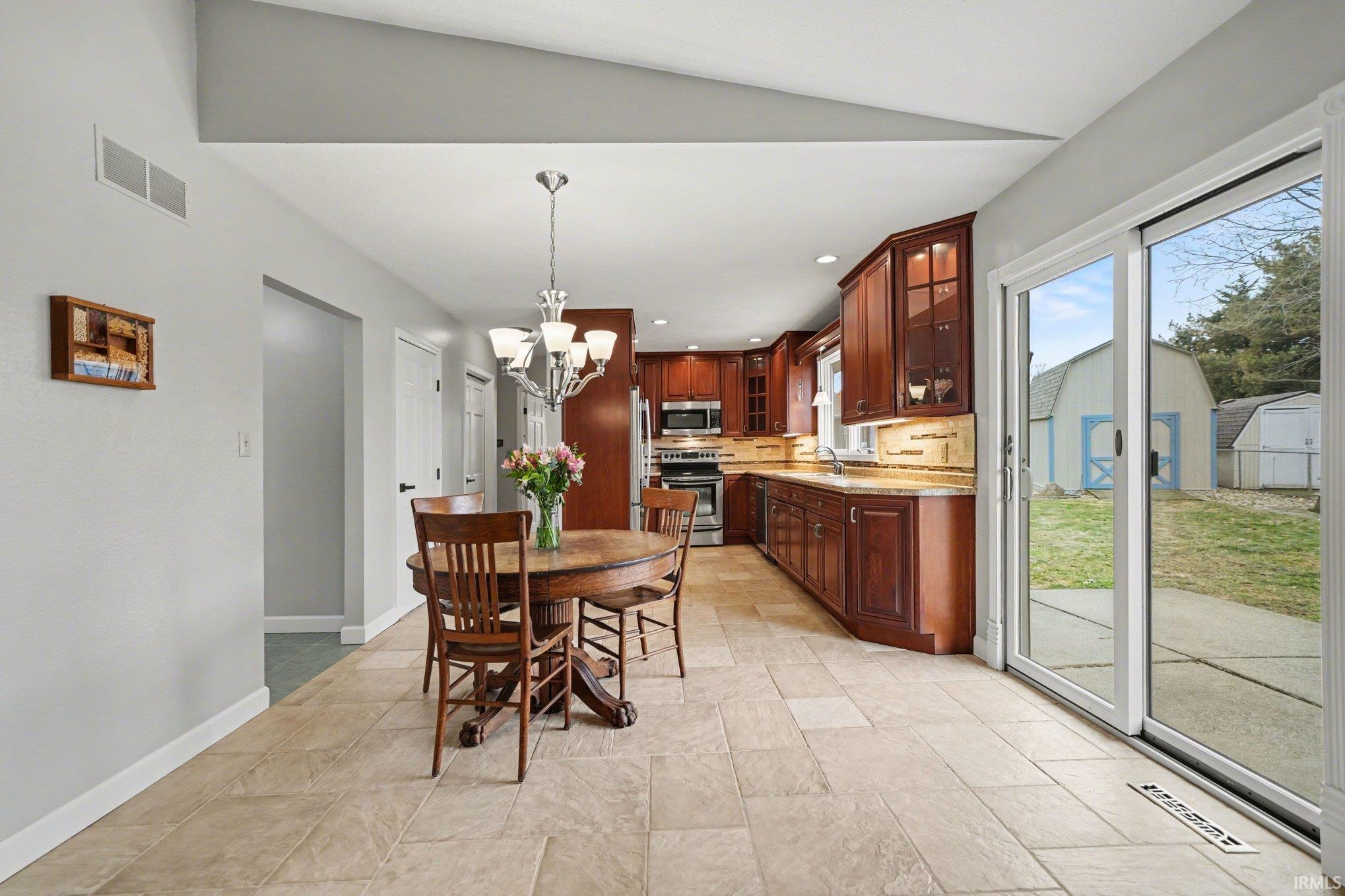 55633 Blue Jay Drive South Bend IN 46619