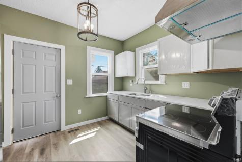 1606 Kelly Drive Fort Wayne IN 46808