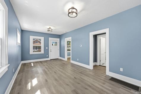 1606 Kelly Drive Fort Wayne IN 46808