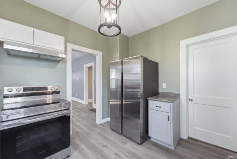 1606 Kelly Drive Fort Wayne IN 46808